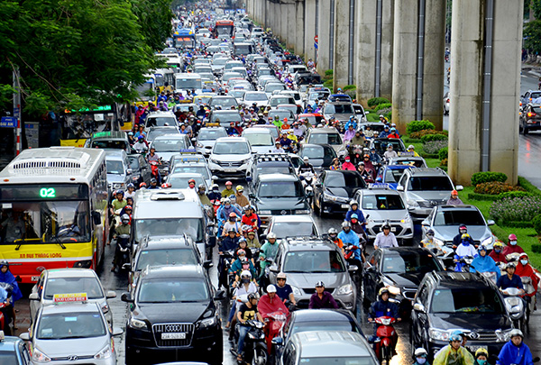 Hà Nội dành hơn 1 865 tỷ đồng để giảm thiểu ùn tắc, đảm bảo an toàn giao thông
